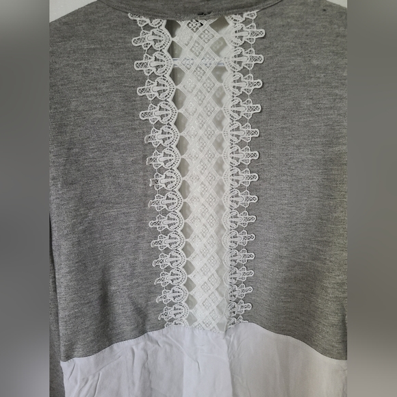 Amanda Green Cardigan size small - Picture 4 of 6